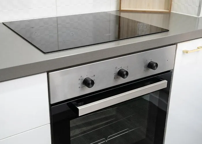 Lazuli Beachfront Sea View Ap144 * Ларнака