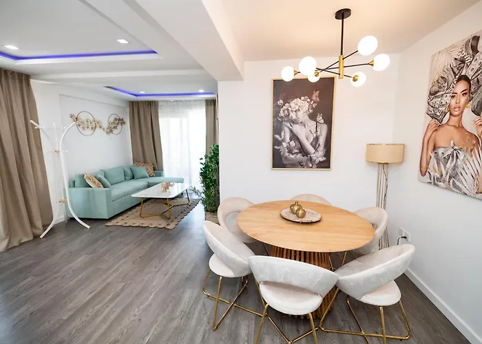 Lazuli Beachfront Sea View Ap144 * Ларнака