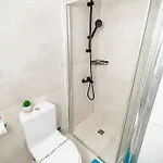 شقة Lazuli Beachfront Sea View Ap144 *
