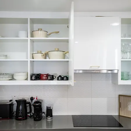 Lazuli Beachfront Sea View Ap144 شقة لارنكا